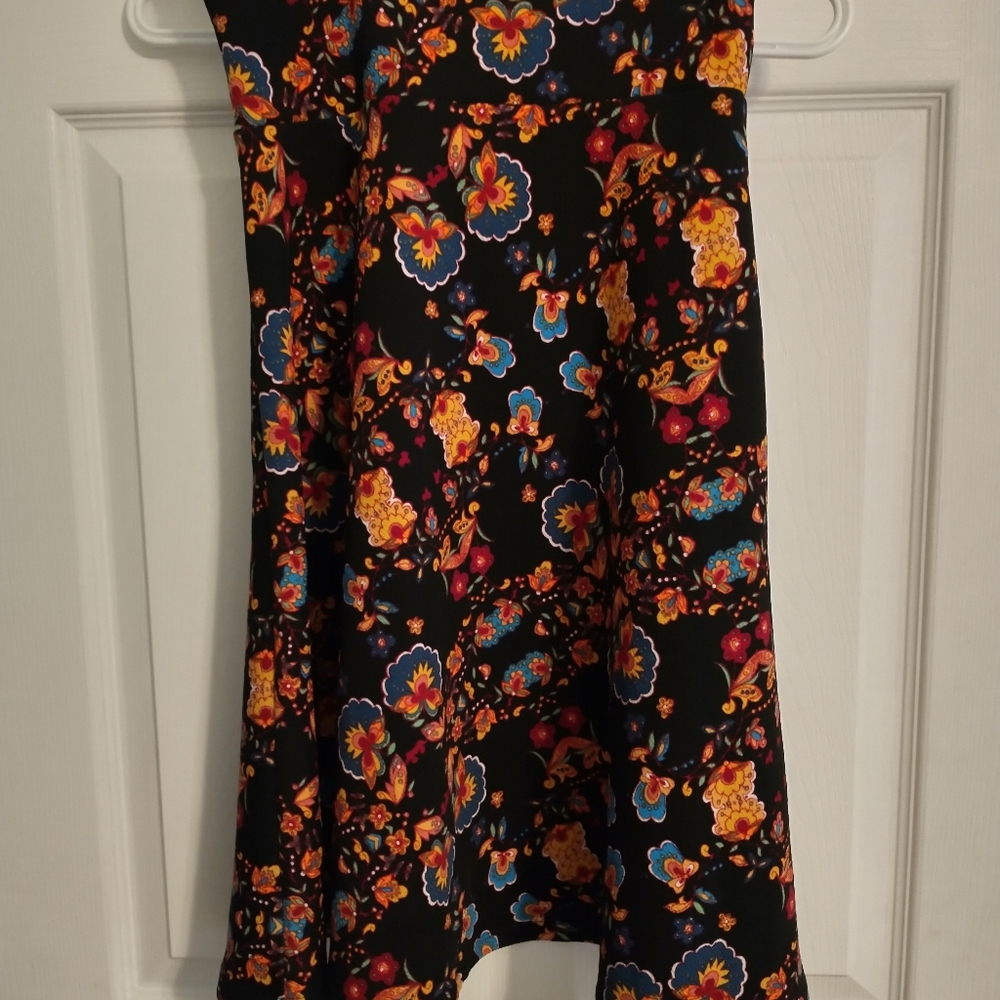 Lularoe skirt
